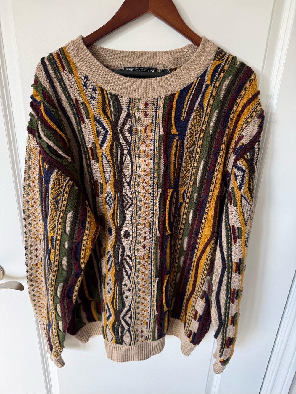 Vintage Men’s Coogi Style Sweater Size Extra Large
